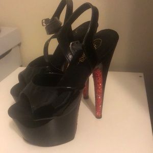 Pleaser heels